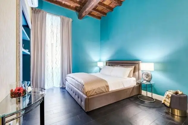 Deluxe Tek Büyük veya İki Ayrı Yataklı Oda