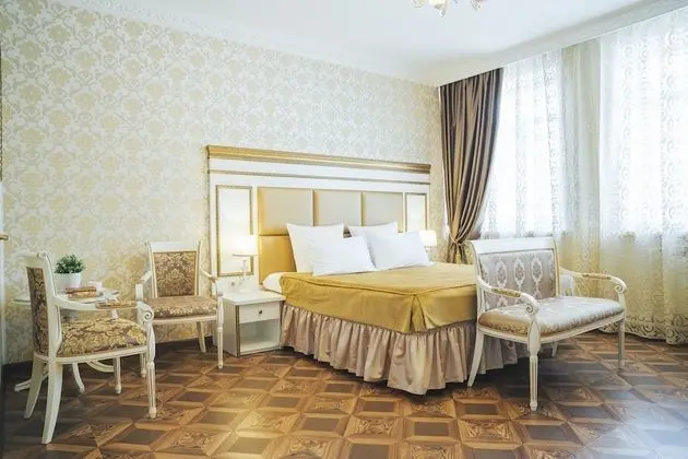 Comfort Tek Büyük Yataklı Oda