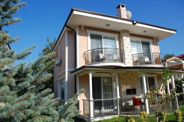 Premium Villa, 4 Bedrooms, Fireplace, Lake View