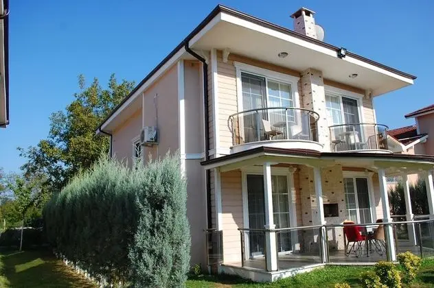 Premium Villa, 4 Bedrooms, Fireplace, Lake View