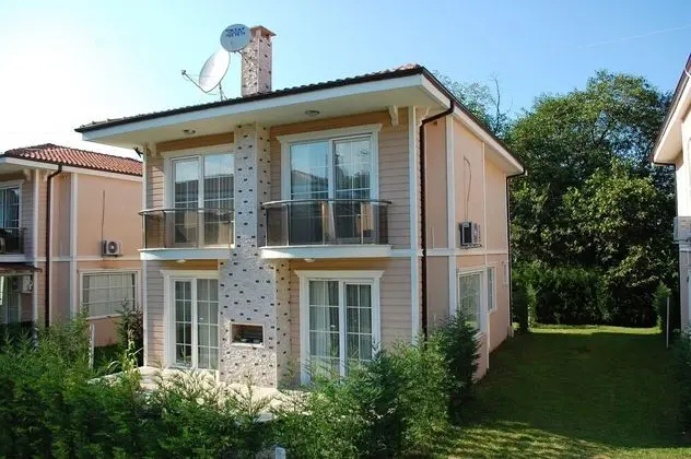 Premium Villa, 4 Bedrooms, Smoking, Garden View