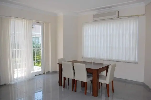 Premium Villa, 4 Bedrooms, Smoking, Garden View