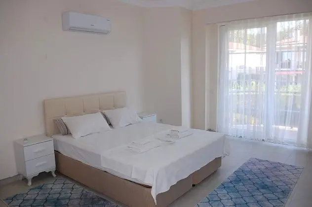 Premium Villa, 4 Bedrooms, Smoking, Garden View