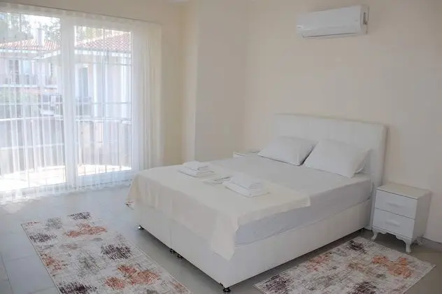 Premium Villa, 4 Bedrooms, Smoking, Garden View