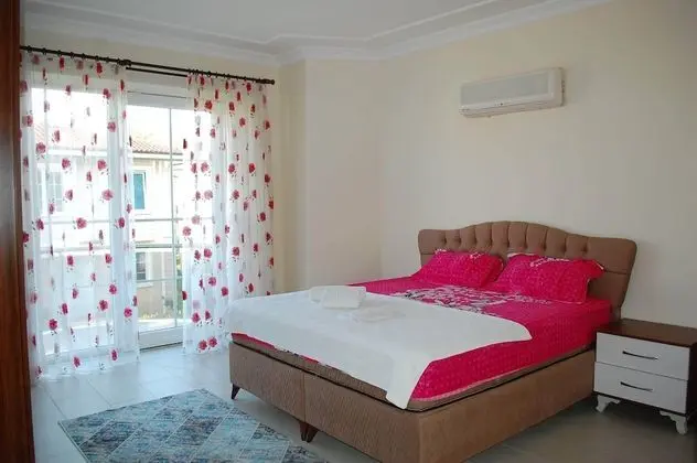 Premium Villa, 4 Bedrooms, Smoking, Garden View