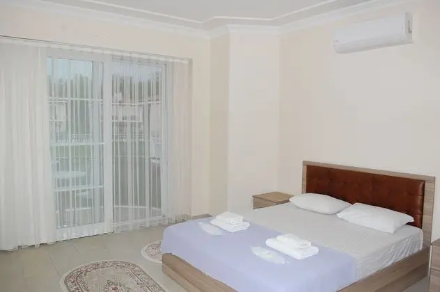 Premium Villa, 4 Bedrooms, Smoking, Partial Lake View