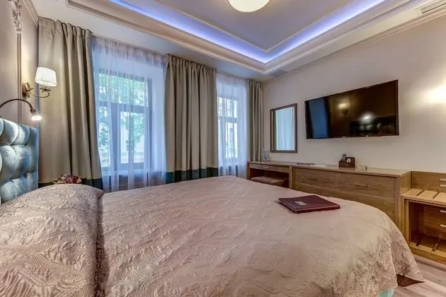 Standard Tek Büyük Yataklı Oda