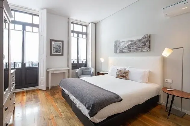 Superior Tek Büyük veya İki Ayrı Yataklı Oda