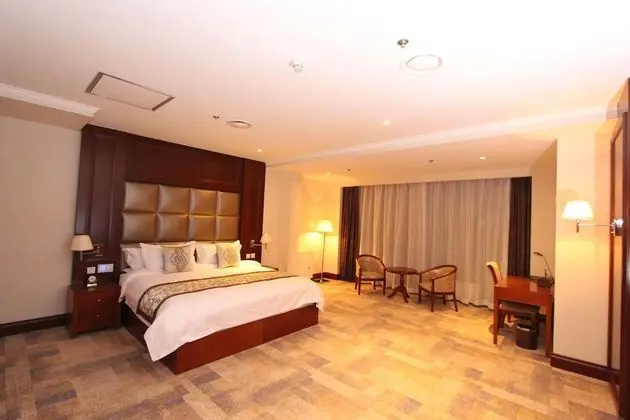 Deluxe Oda, 1 En Büyük (King) Boy Yatak