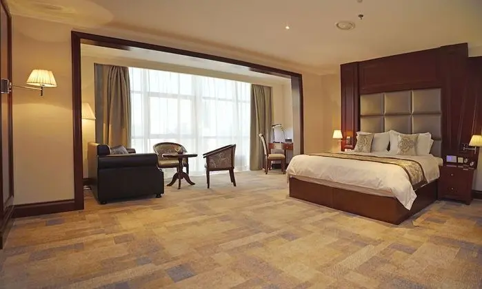 Deluxe Oda, 1 En Büyük (King) Boy Yatak