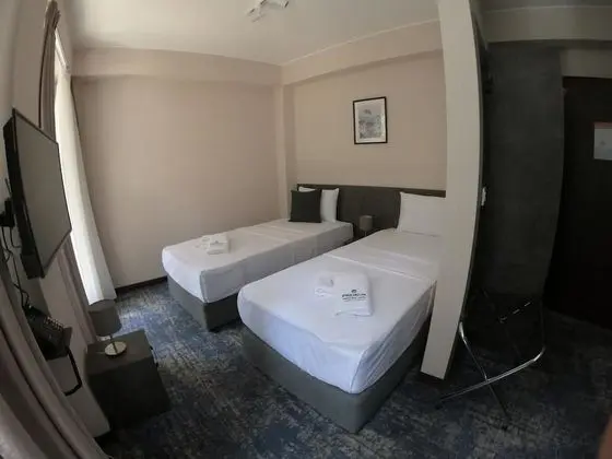 Standard Tek Büyük veya İki Ayrı Yataklı Oda, Balkon