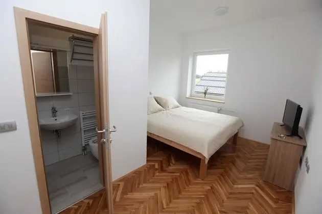 Tek Büyük veya İki Ayrı Yataklı Oda