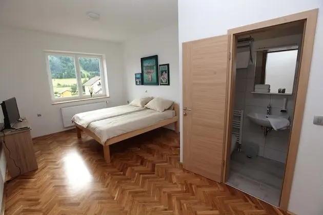 Tek Büyük veya İki Ayrı Yataklı Oda