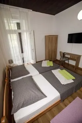 İki Ayrı Yataklı Oda