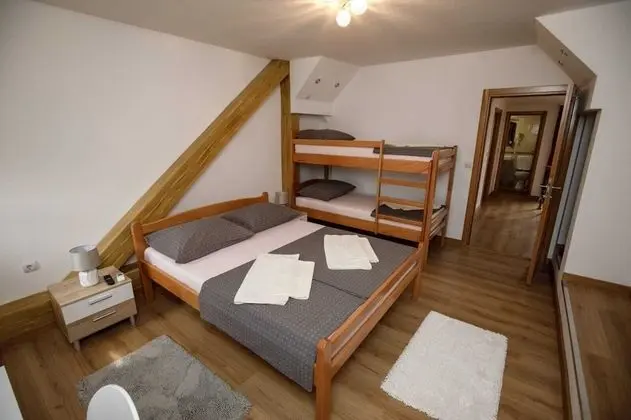 Tek Büyük Yataklı Oda, Dağ Manzaralı