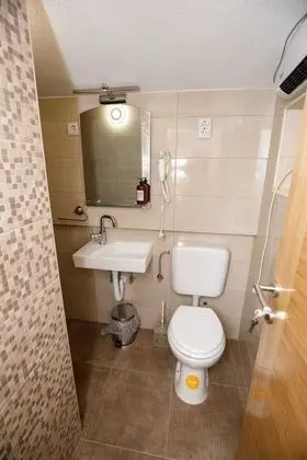 Tek Büyük Yataklı Oda, Dağ Manzaralı