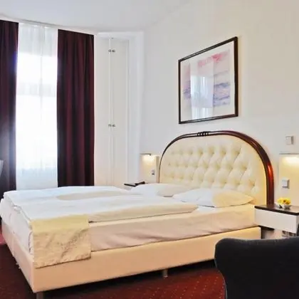 Standard Tek Büyük Yataklı Oda