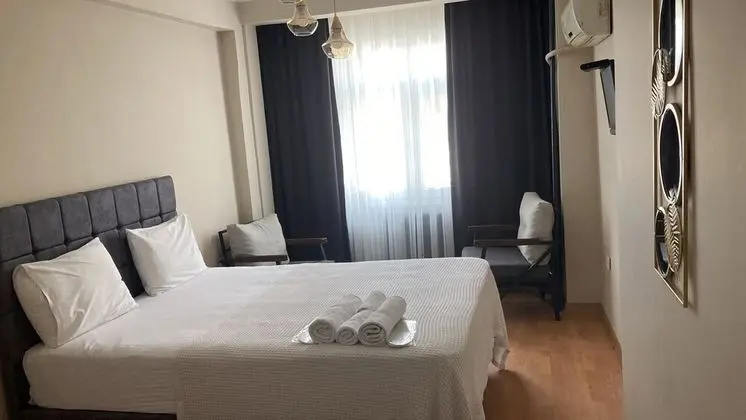 Grand Tek Büyük Yataklı Oda, Deniz Manzaralı