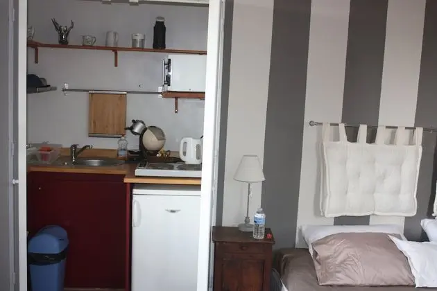 Üç Kişilik Oda (Heurtoirs)