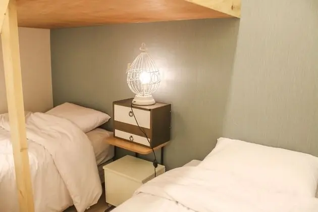 Üç Kişilik Oda (A)