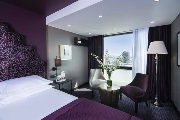 Deluxe Tek Büyük veya İki Ayrı Yataklı Oda, Şehir Manzaralı (High Floor View)
