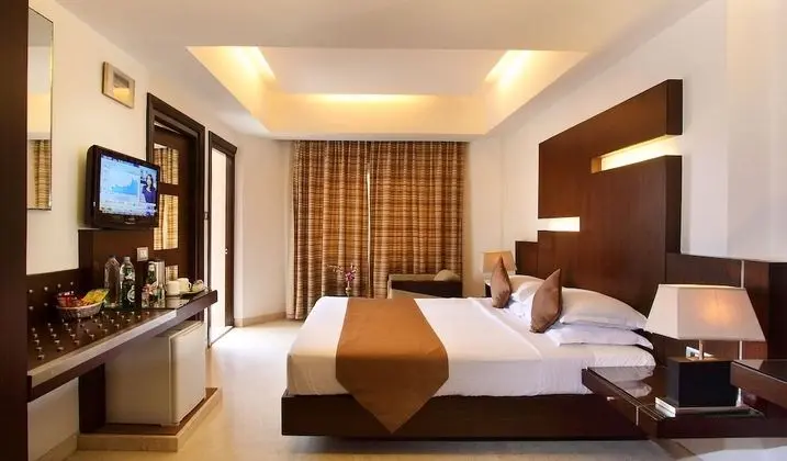 Luxury Oda