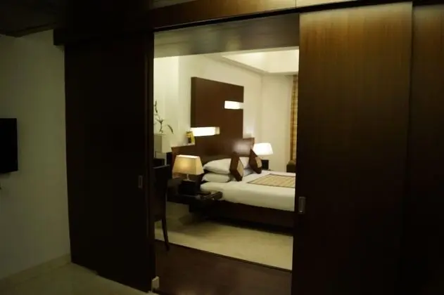 Luxury Oda