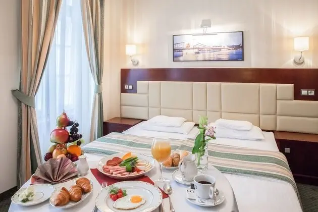 Junior Süit