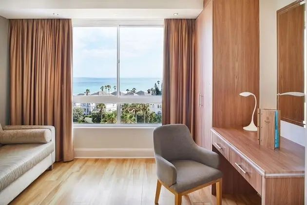 Classic Ocean Room Twin