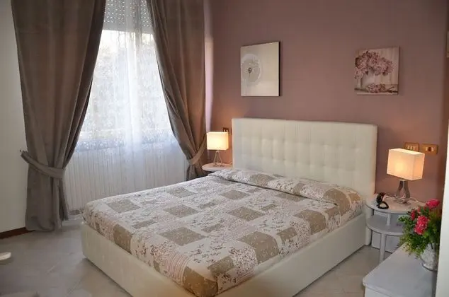 Tek Büyük veya İki Ayrı Yataklı Oda, Balkon