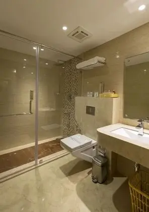 Luxury Tek Büyük Yataklı Oda, Sigara İçilebilir, Şehir Manzaralı