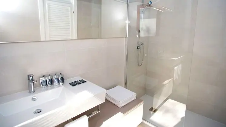 Deluxe Villa, 2 Yatak Odası, Küçük Mutfak, Bahçeli