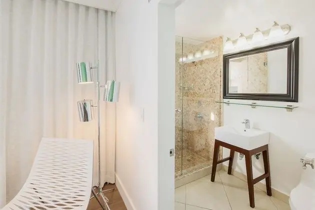 Çatı Katı Süiti (Penthouse), 1 En Büyük (King) Boy Yatak, Teras