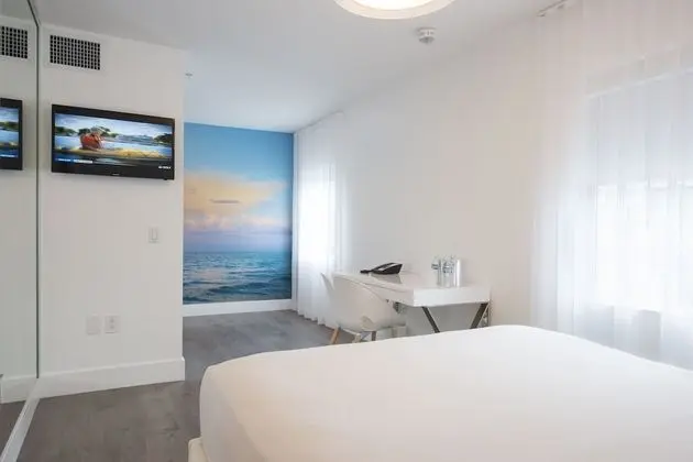 Deluxe Oda, 1 En Büyük (King) Boy Yatak