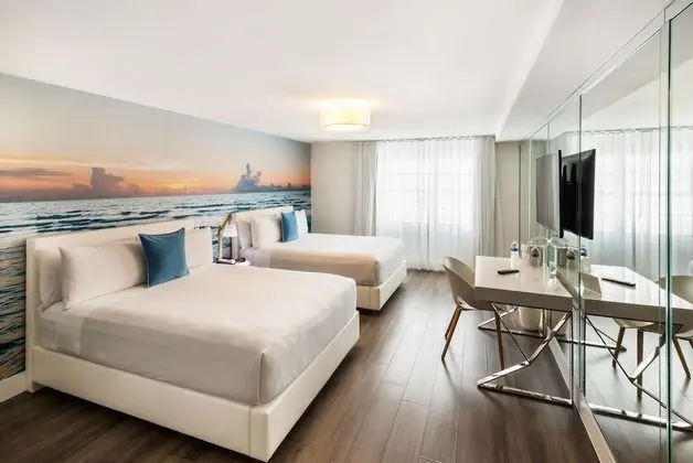 Deluxe Oda, 2 Büyük (Queen) Boy Yatak