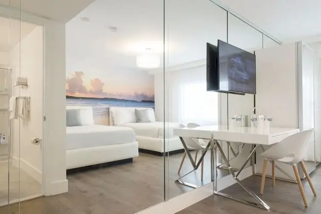 Deluxe Oda, 2 Büyük (Queen) Boy Yatak