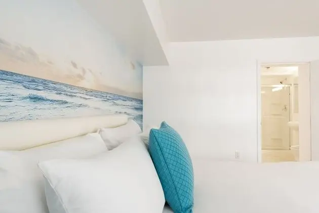 Deluxe Villa Room 1 King Bed