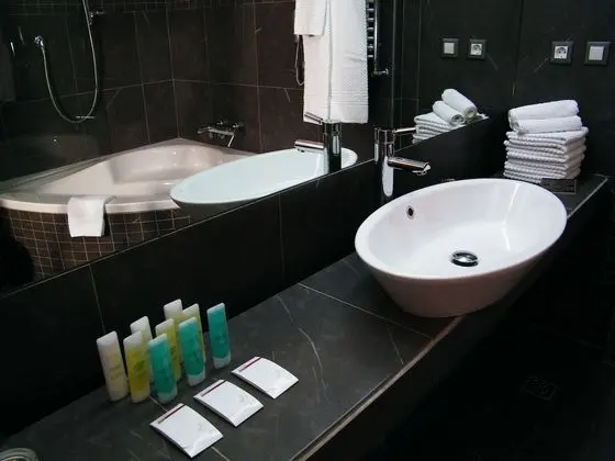 Classic Tek Büyük Yataklı Oda