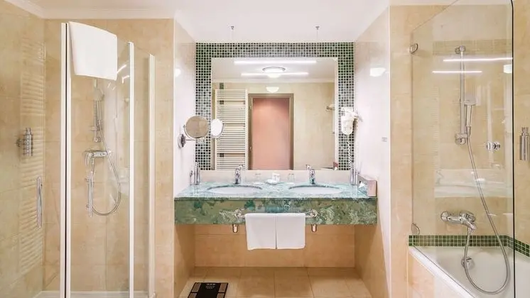 Executive Tek Büyük veya İki Ayrı Yataklı Oda (Castle view and Terrace )