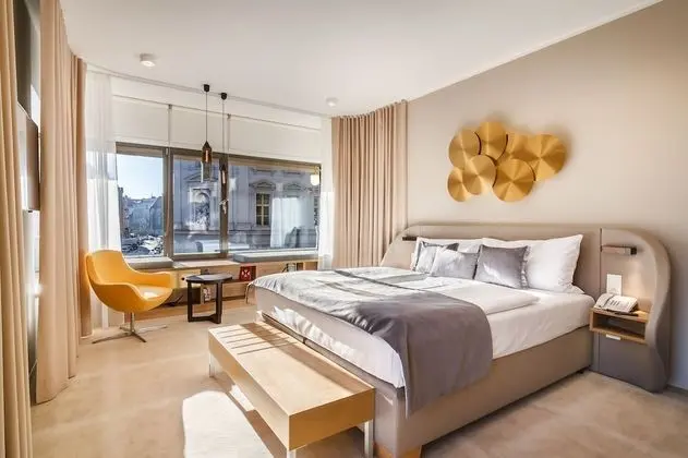 Junior Süit, Şehir Manzaralı