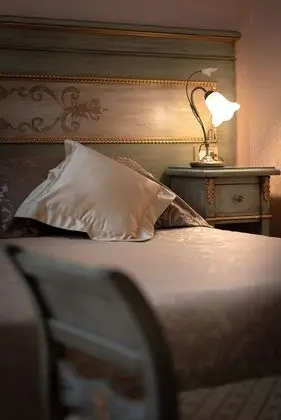 Royal Tek Büyük veya İki Ayrı Yataklı Oda