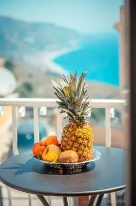 Deluxe Tek Büyük veya İki Ayrı Yataklı Oda