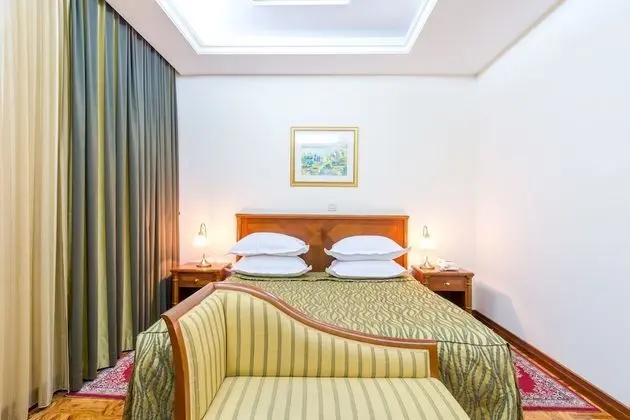 Deluxe Tek Büyük veya İki Ayrı Yataklı Oda