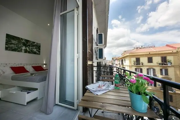 Deluxe Tek Büyük Yataklı Oda, Balkon