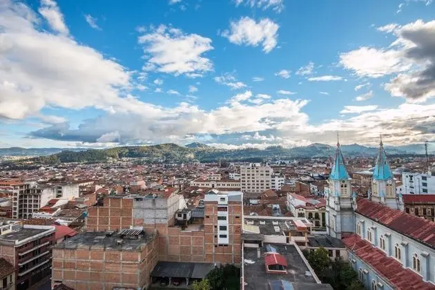 Superior Dört Kişilik Oda, 2 Yatak Odası, Bağlantılı Odalar, Şehir Manzaralı