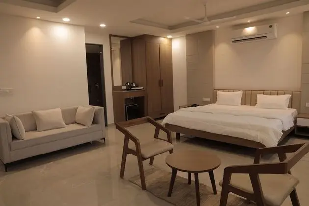 Luxury Tek Büyük Yataklı Oda