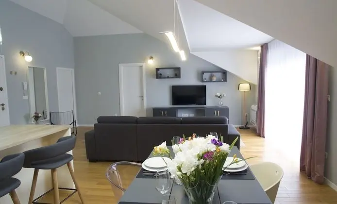 Deluxe Apart Daire, Deniz Manzaralı