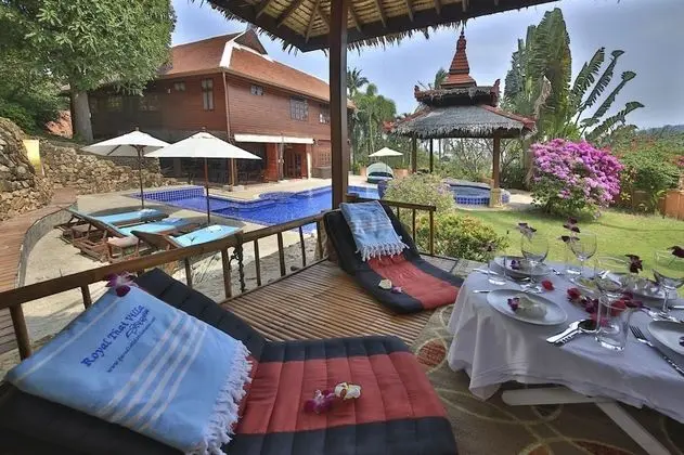 4 Bedrooms Pool Villa, Partial Sea View