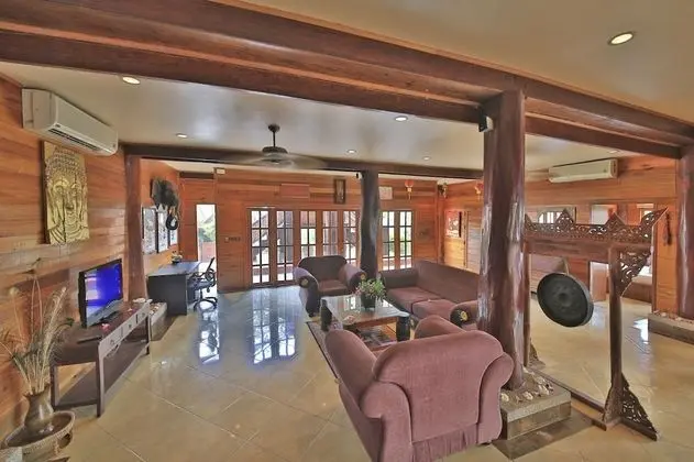 4 Bedrooms Pool Villa, Partial Sea View
