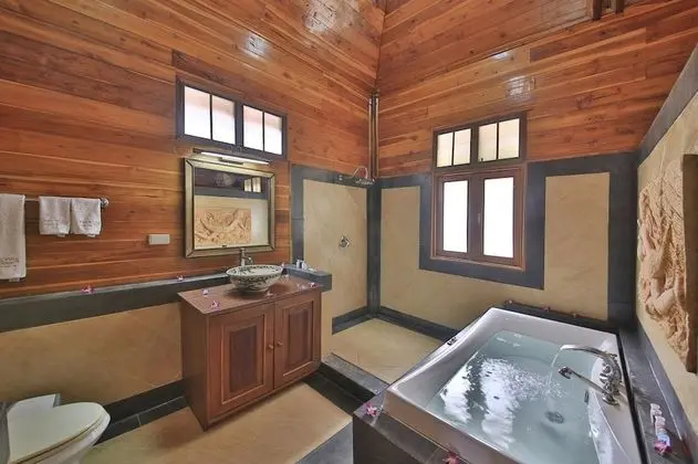 4 Bedrooms Pool Villa, Partial Sea View
